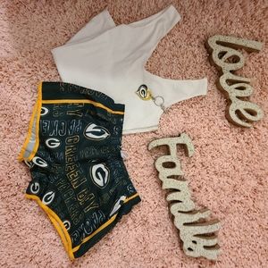 S Green Bay Packer shorts